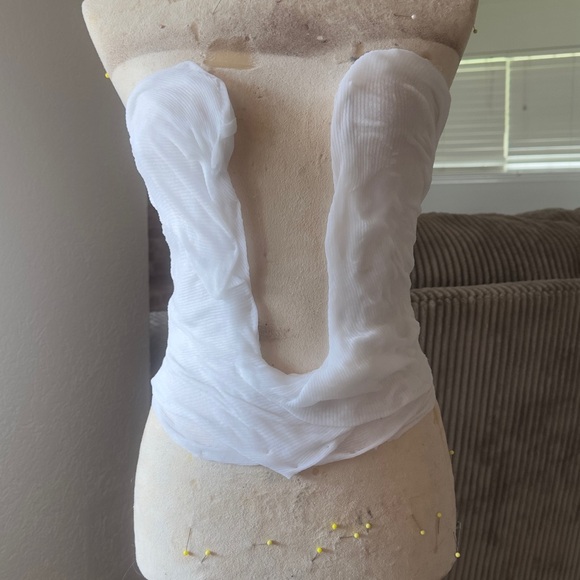 Tops - White “FROZEN” CORSET TOP
